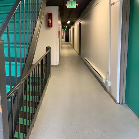 Hotel Indy Индианаполис Екстериор снимка